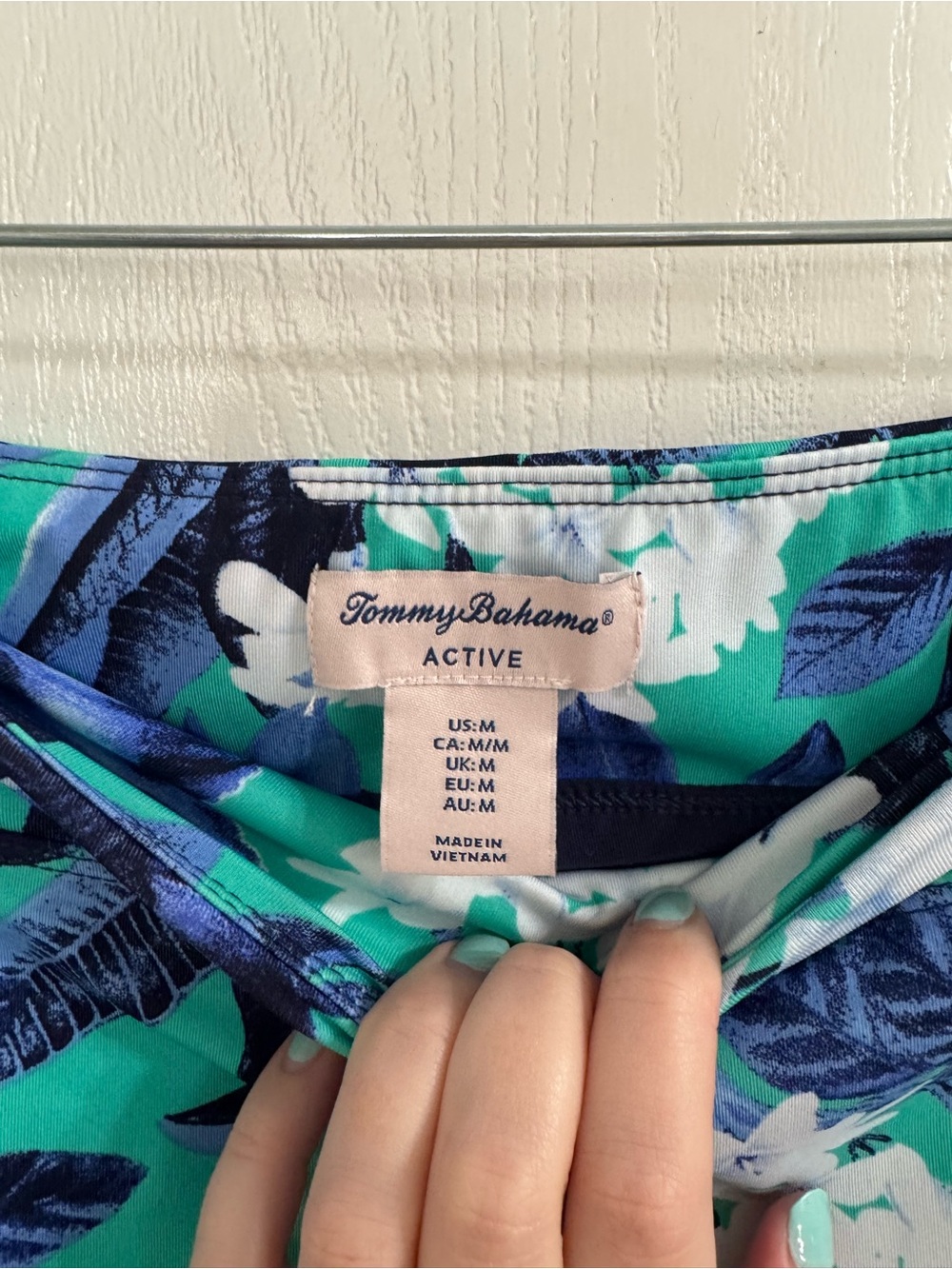 3/$10 NWT Tommy Bahama Skort - Picture 4 of 5